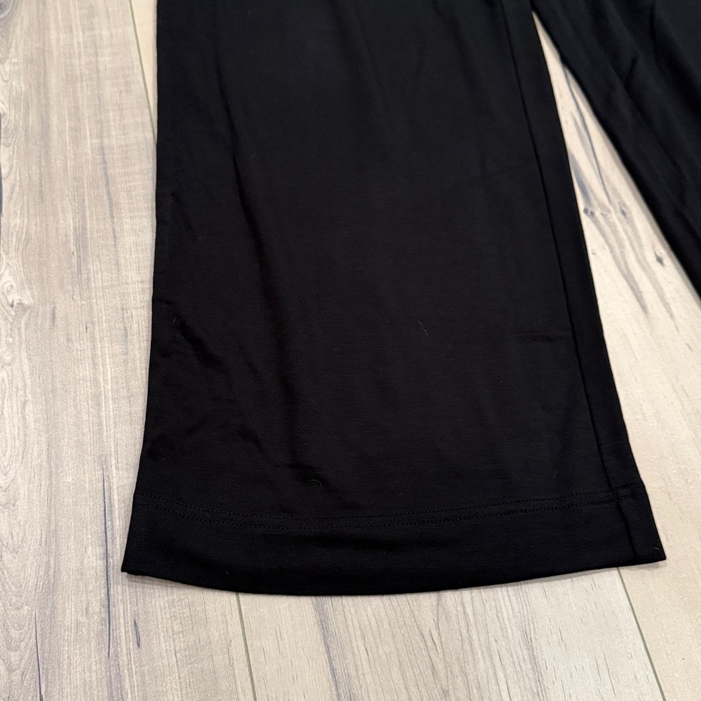 Lou & Grey Cropped Black Easy Pants, size XS - Picture 6 of 7